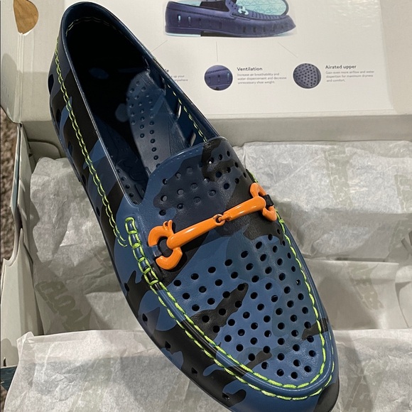 Floafers Chairman Bit Blue Camo Lime Green Sz 8, 9 BNWB